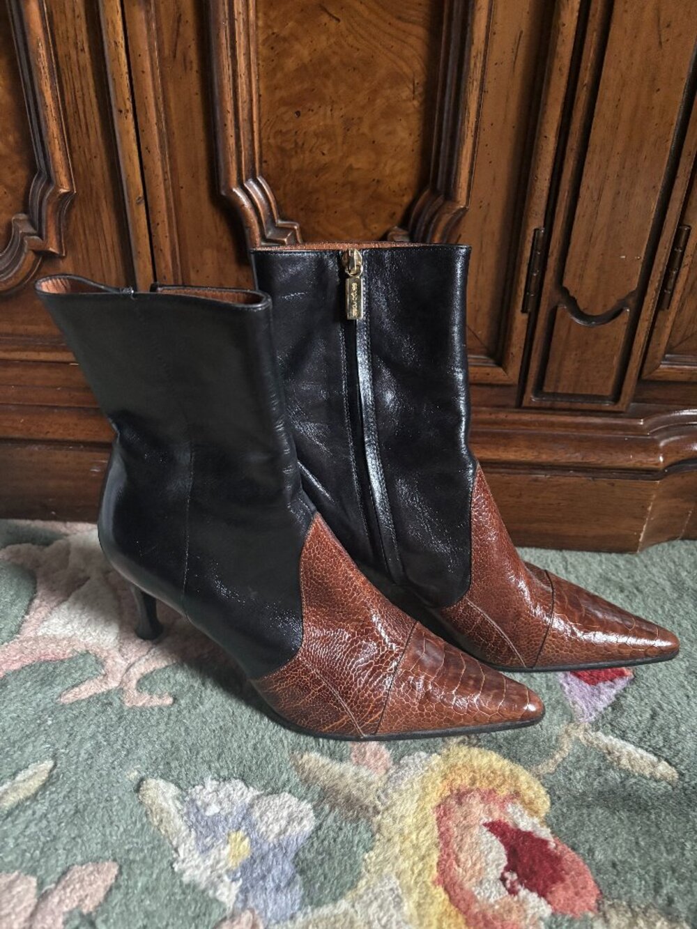 Sergio Rossi Vintage Two-Tone Leather Ankle Boots Vero Cuoio Size 35.5 (US 5.5)